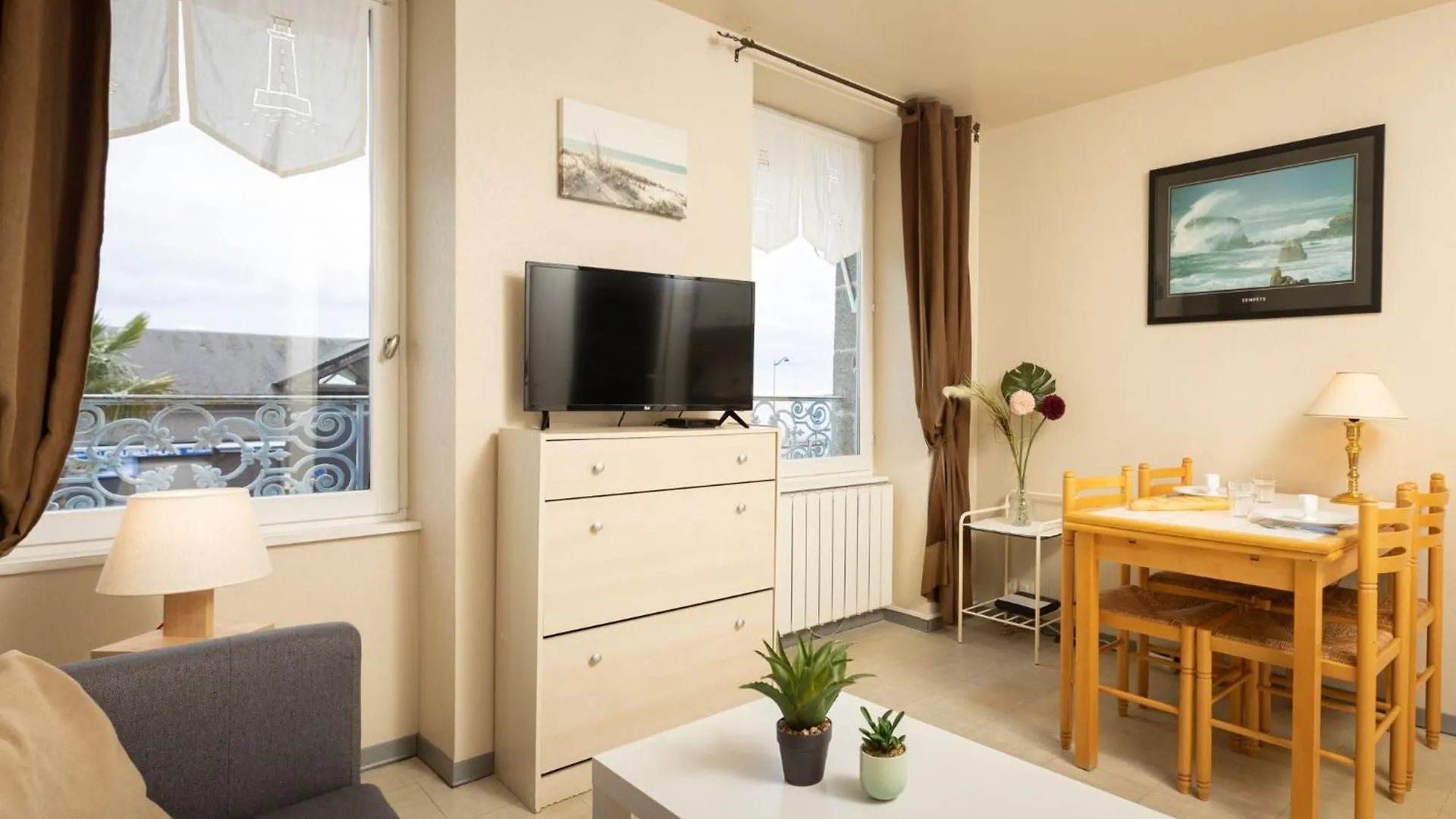 Apartment Les Bisquines De La Houle By Interhome Cancale Francie